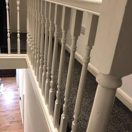 Lovely 4-Bed House In Anfield All En-Suite Liverpool Bagian luar foto